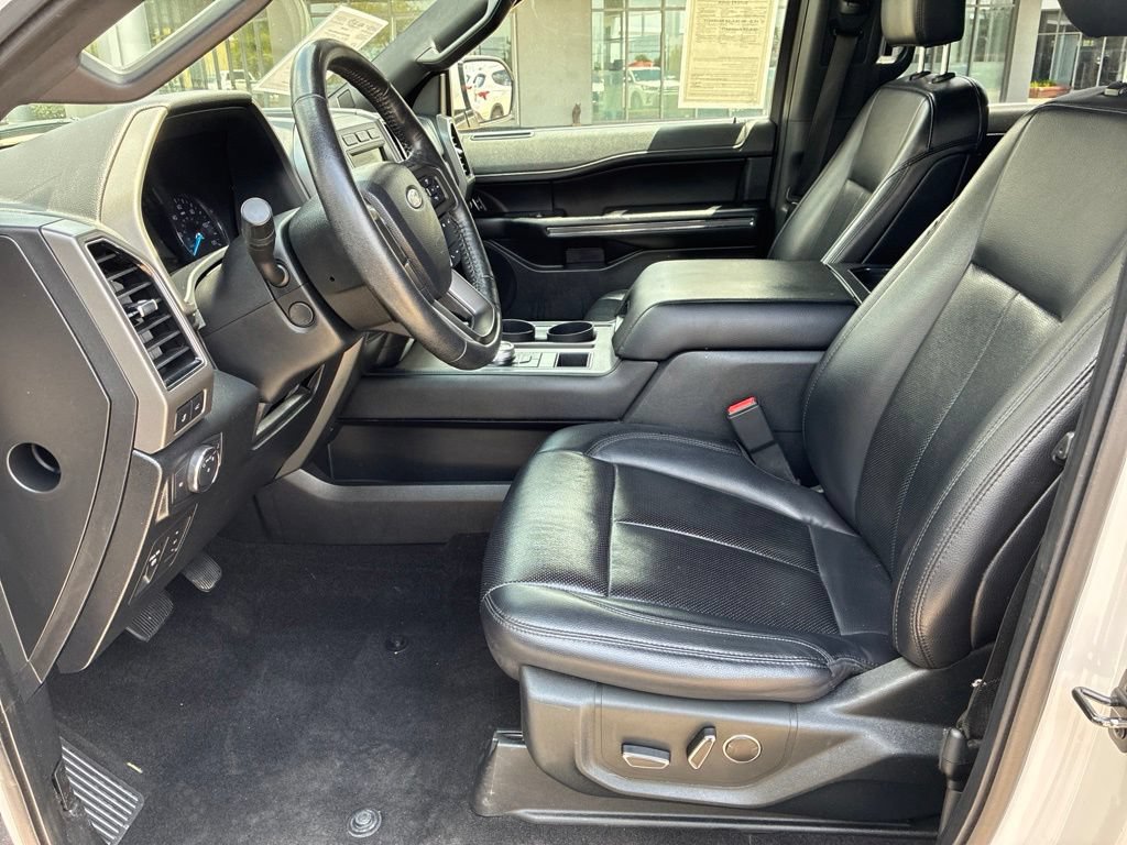 Used 2019 Ford Expedition XLT w/ Equipment Group 202A RWD image 21