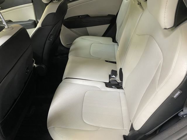 Used 2026 Kia Sportage EX FWD image 22