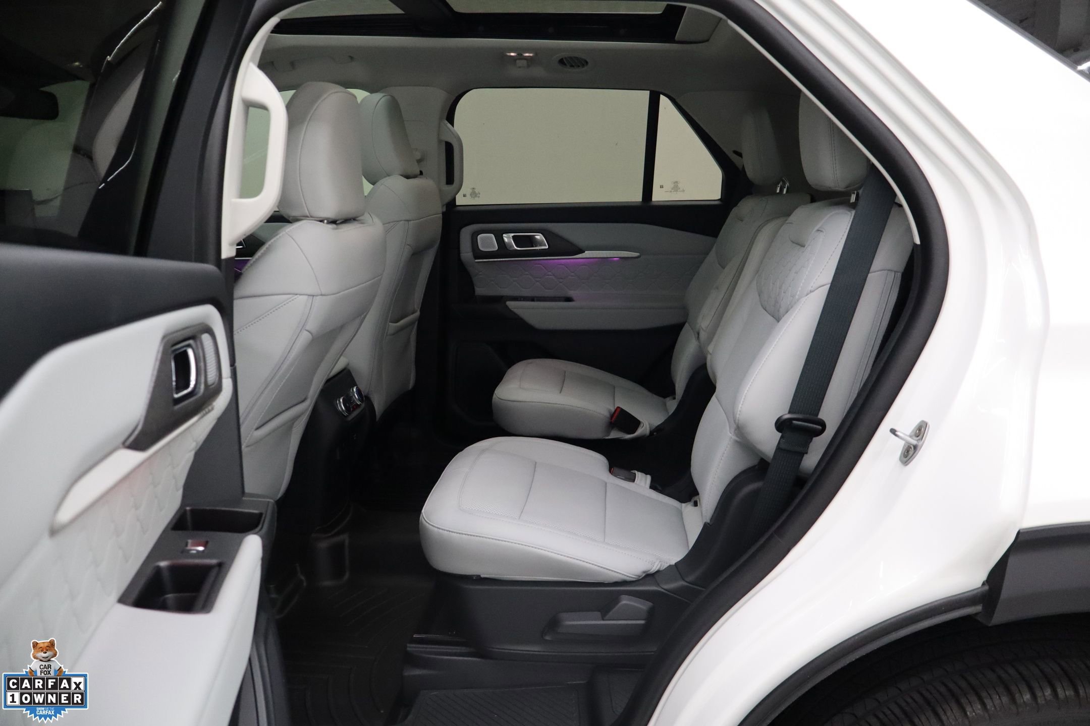 Used 2025 Ford Explorer Platinum w/ Ultimate Package image 27