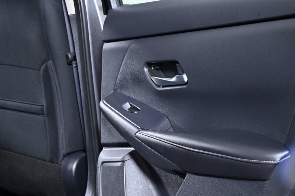 Used 2023 Nissan Sentra SV w/ All-Weather Package FWD image 32