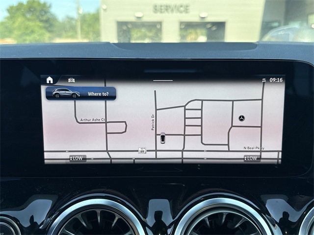 New 2025 Mercedes-Benz GLA 250 image 8