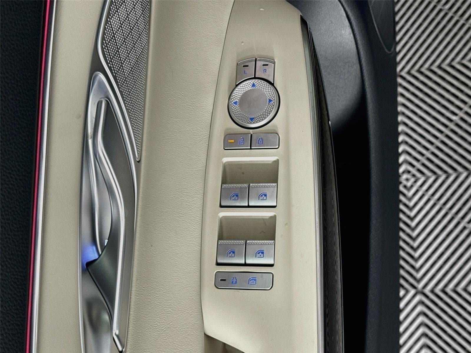 New 2027 Genesis GV70 2.5T AWD/4WD image 19