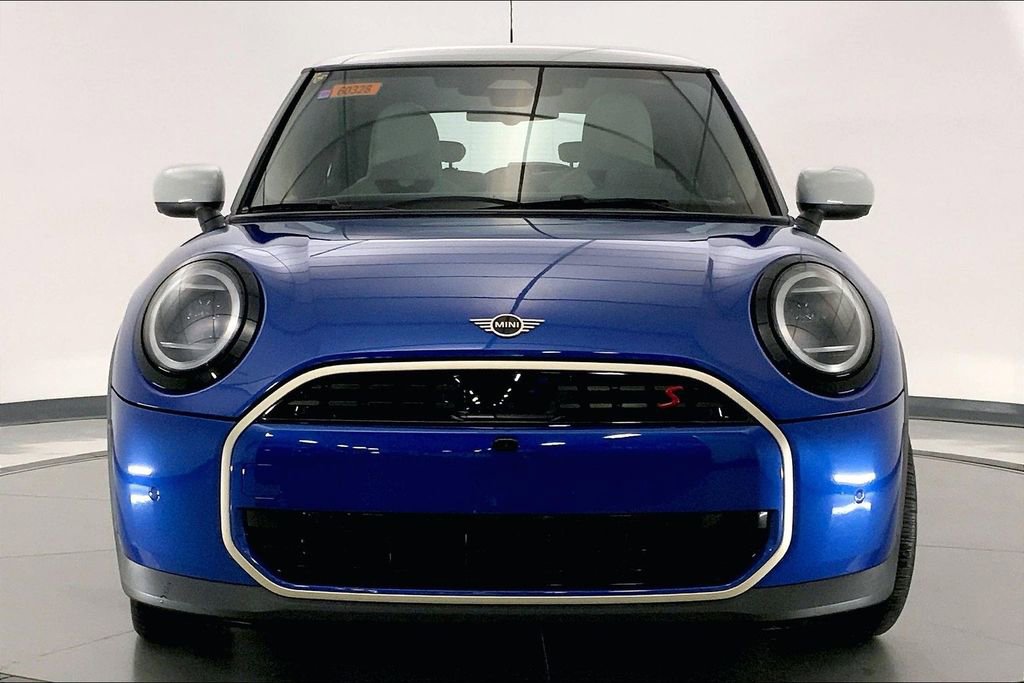 Used 2025 MINI Cooper S image 2
