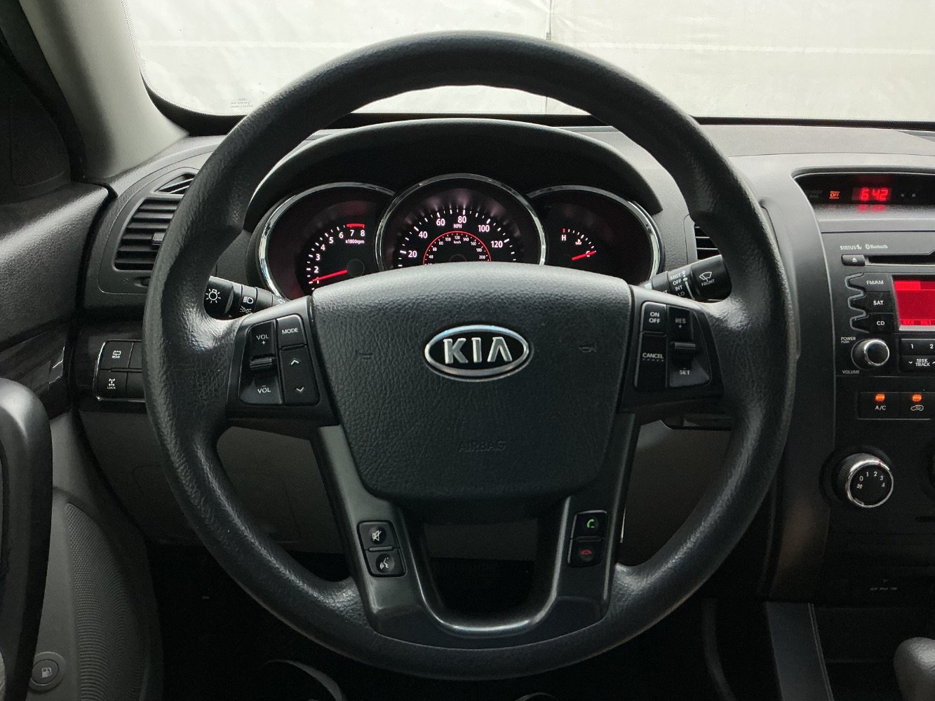 Used 2011 Kia Sorento LX AWD/4WD image 14