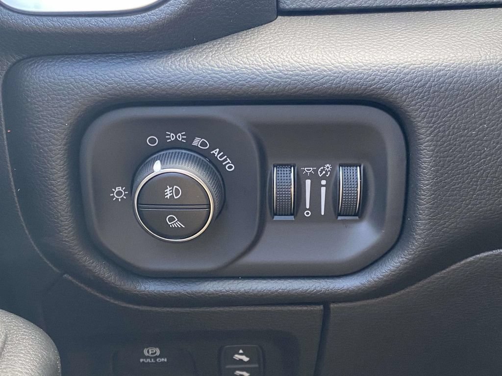 New 2026 RAM 1500 Big Horn AWD/4WD image 31