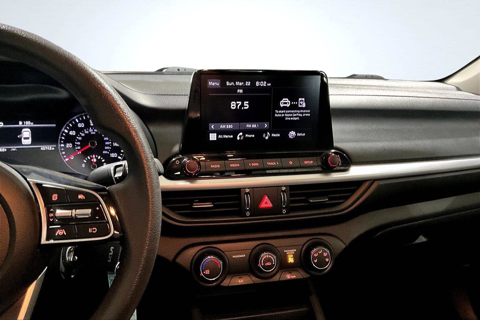 Used 2024 Kia Forte LXS image 7