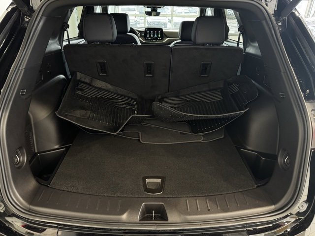 Certified 2024 Chevrolet Blazer RS w/ Driver Confidence II Package image 42
