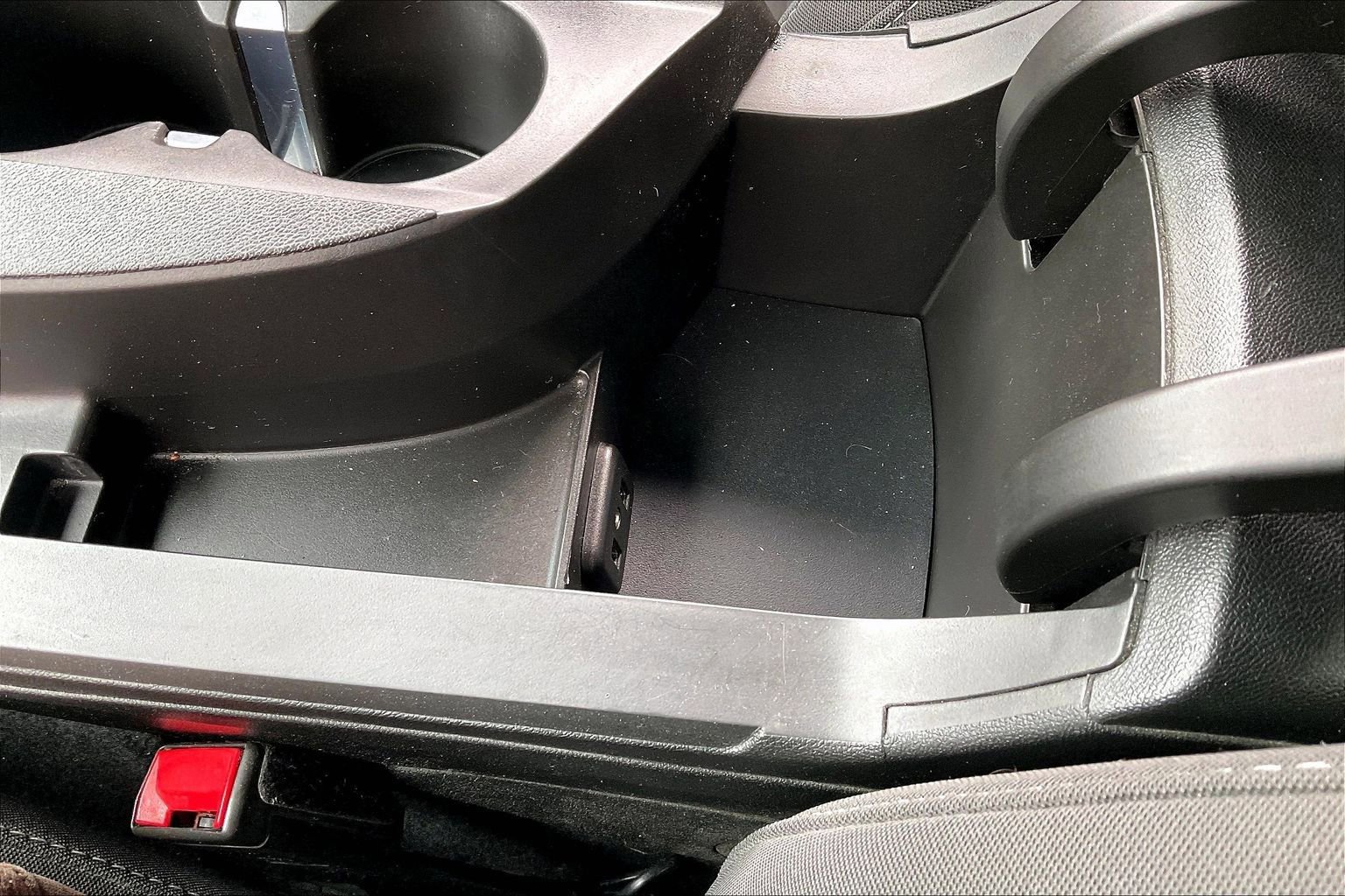 Used 2018 Chevrolet Camaro SS image 24