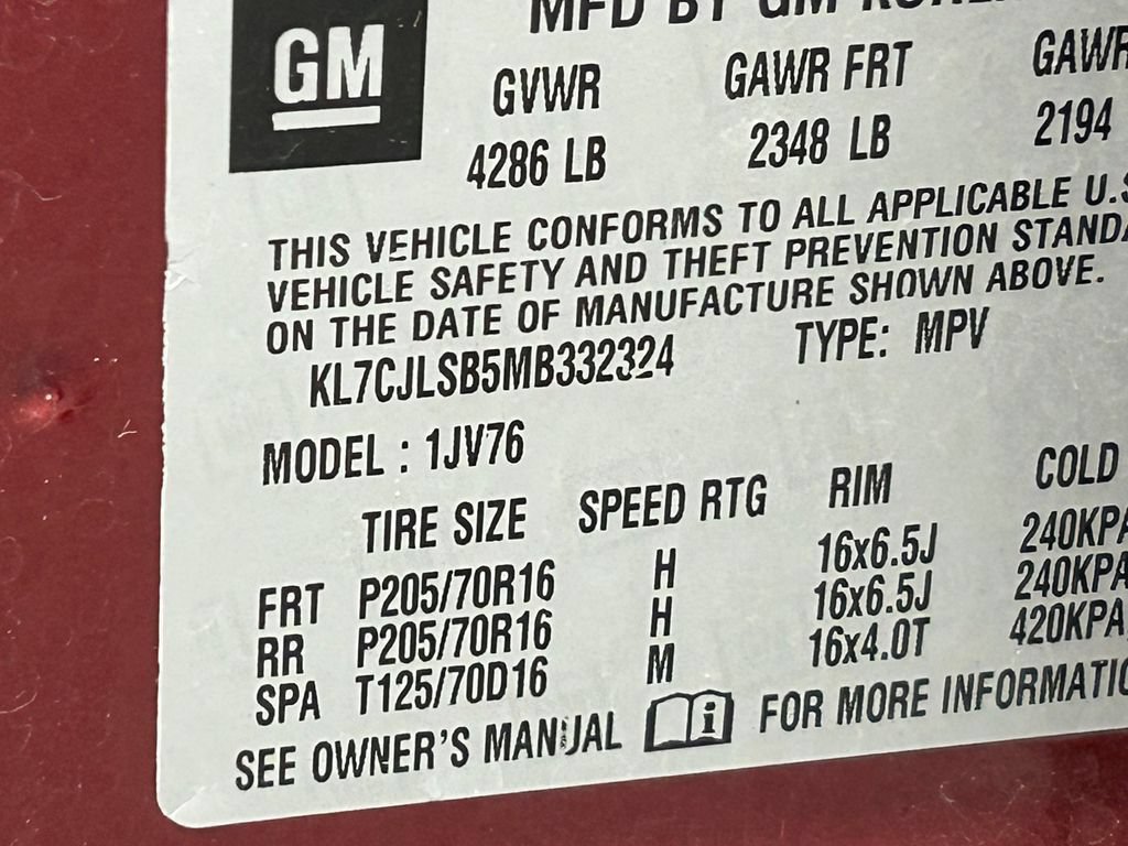 Used 2021 Chevrolet Trax LT w/ LT Convenience Package FWD image 32