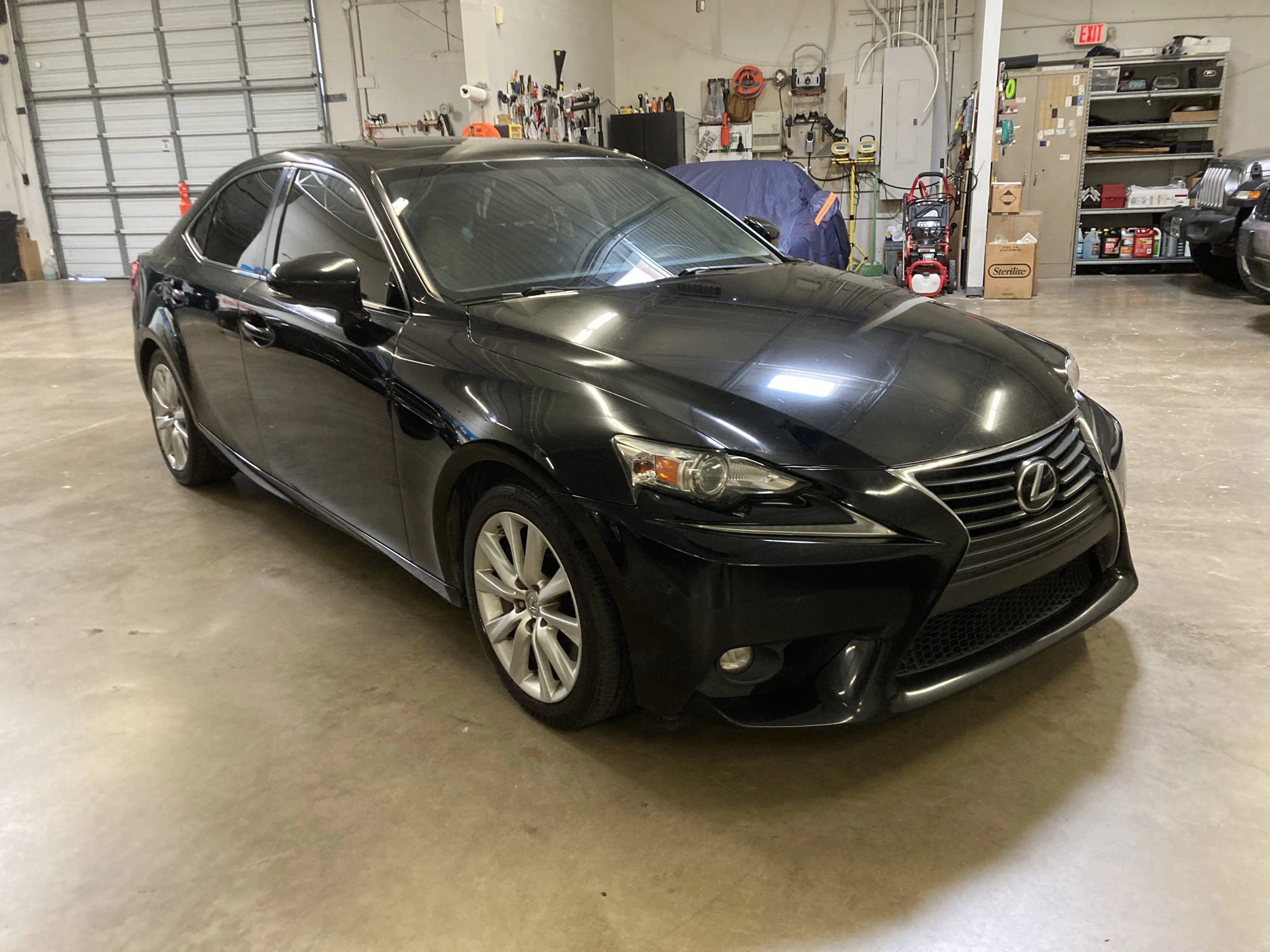 Used 2016 Lexus IS 200t RWD image 3