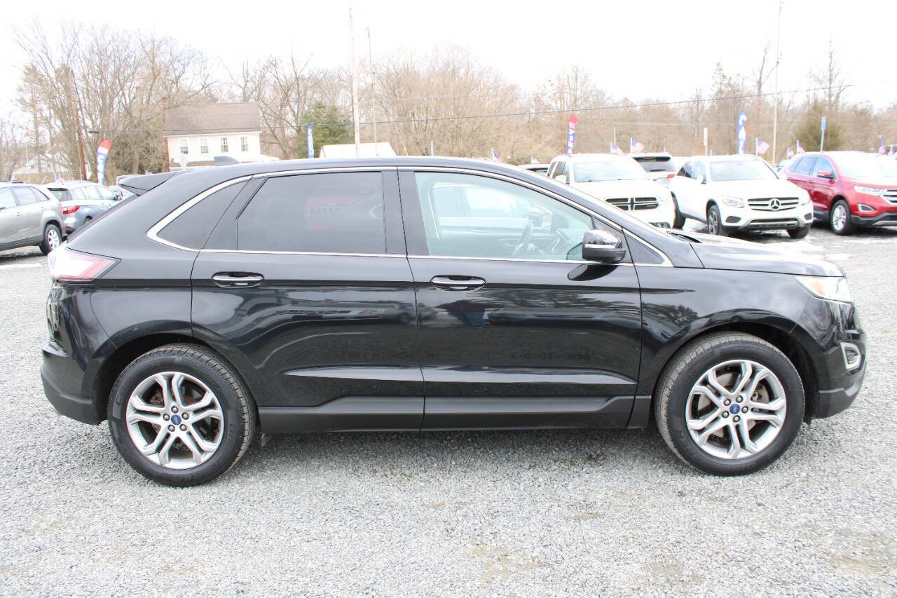 Used 2015 Ford Edge Titanium AWD/4WD image 6
