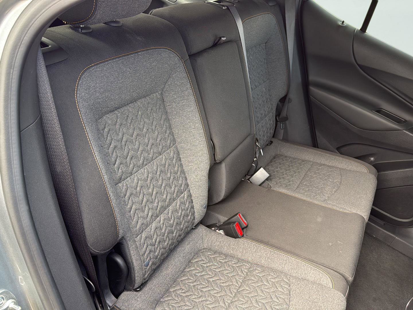 Used 2024 Chevrolet Equinox LT FWD image 17