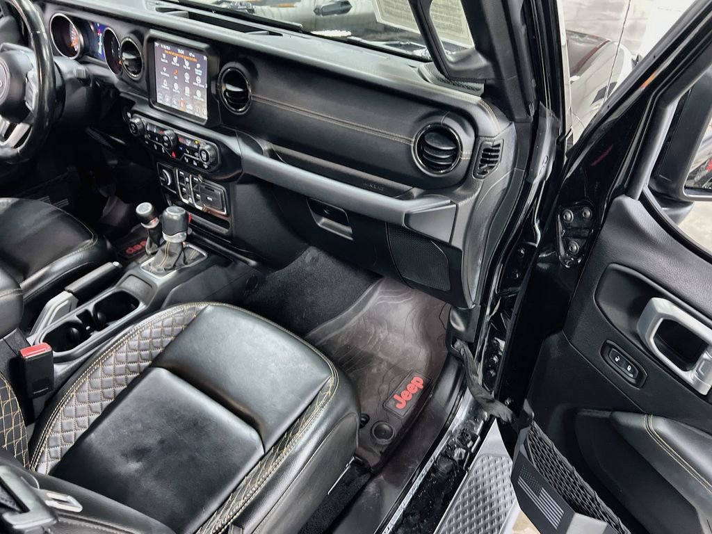 Used 2022 Jeep Gladiator Overland image 30