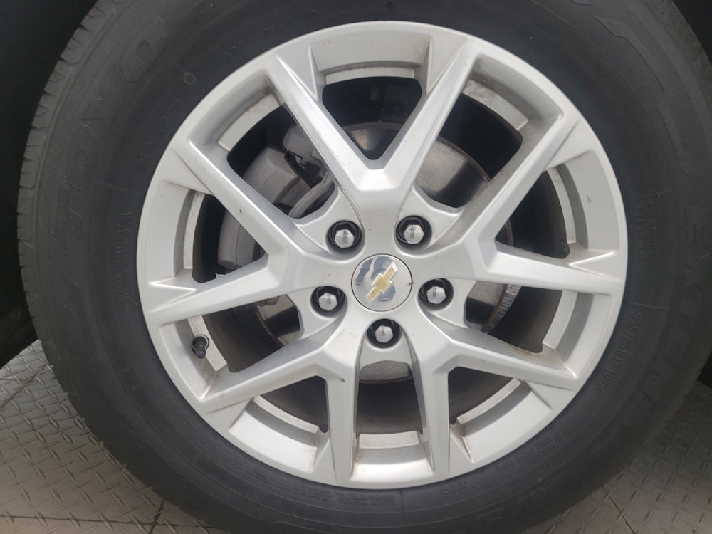 Used 2022 Chevrolet Equinox LS w/ LPO, Floor Liner Package FWD image 31