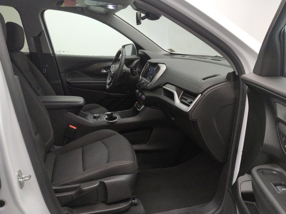 Used 2023 GMC Terrain SLE w/ Driver Convenience Package image 21
