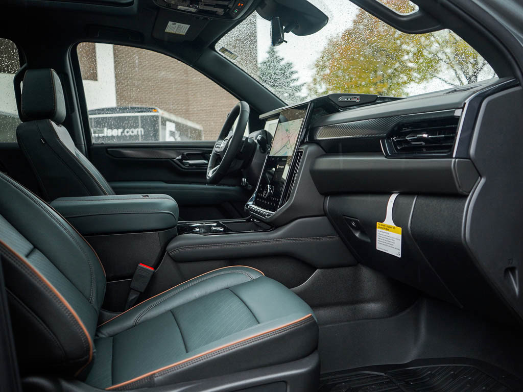 New 2026 GMC Yukon XL AT4 w/ AT4 Premium Package image 11