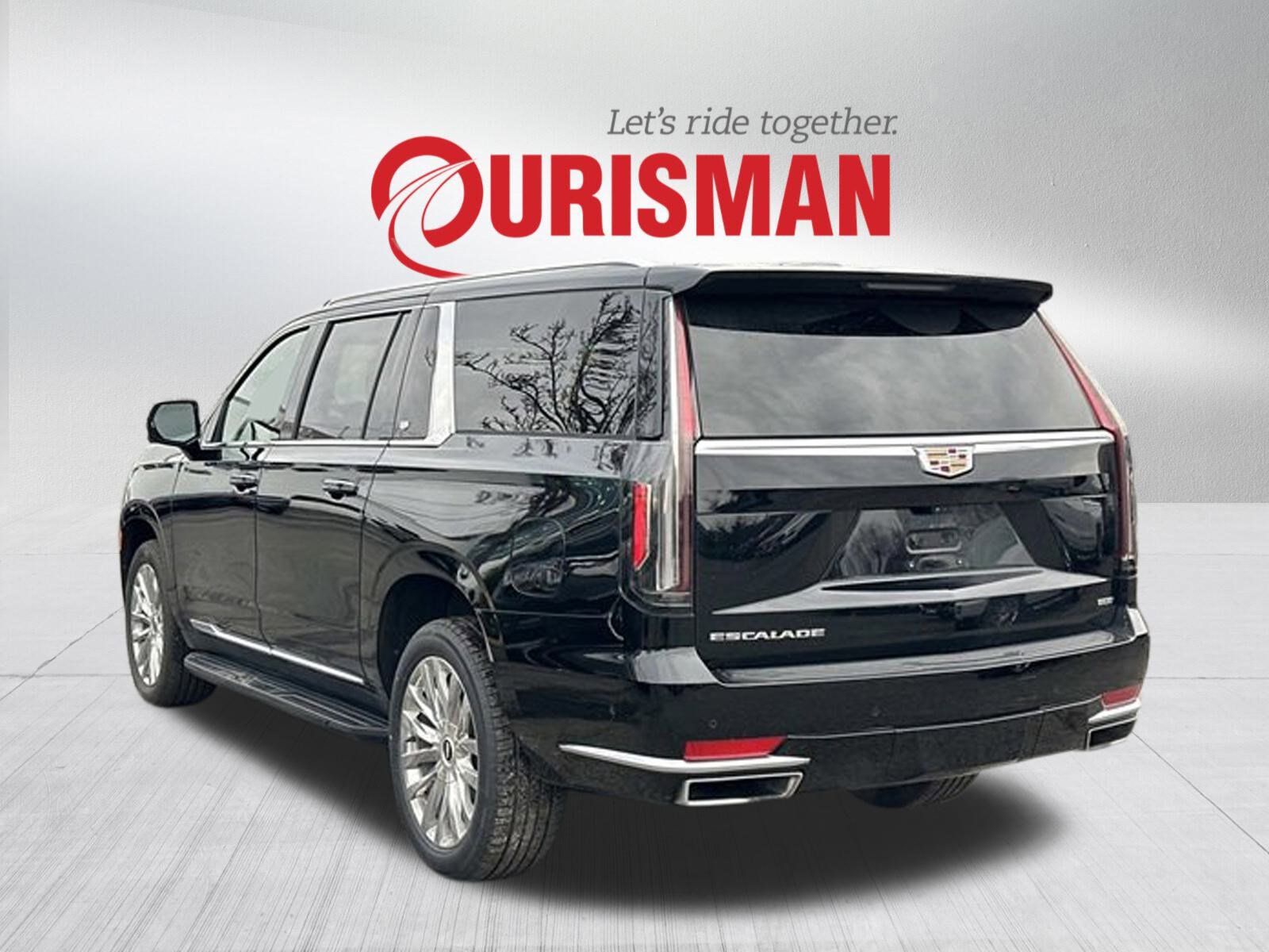 Used 2023 Cadillac Escalade ESV Premium Luxury image 4