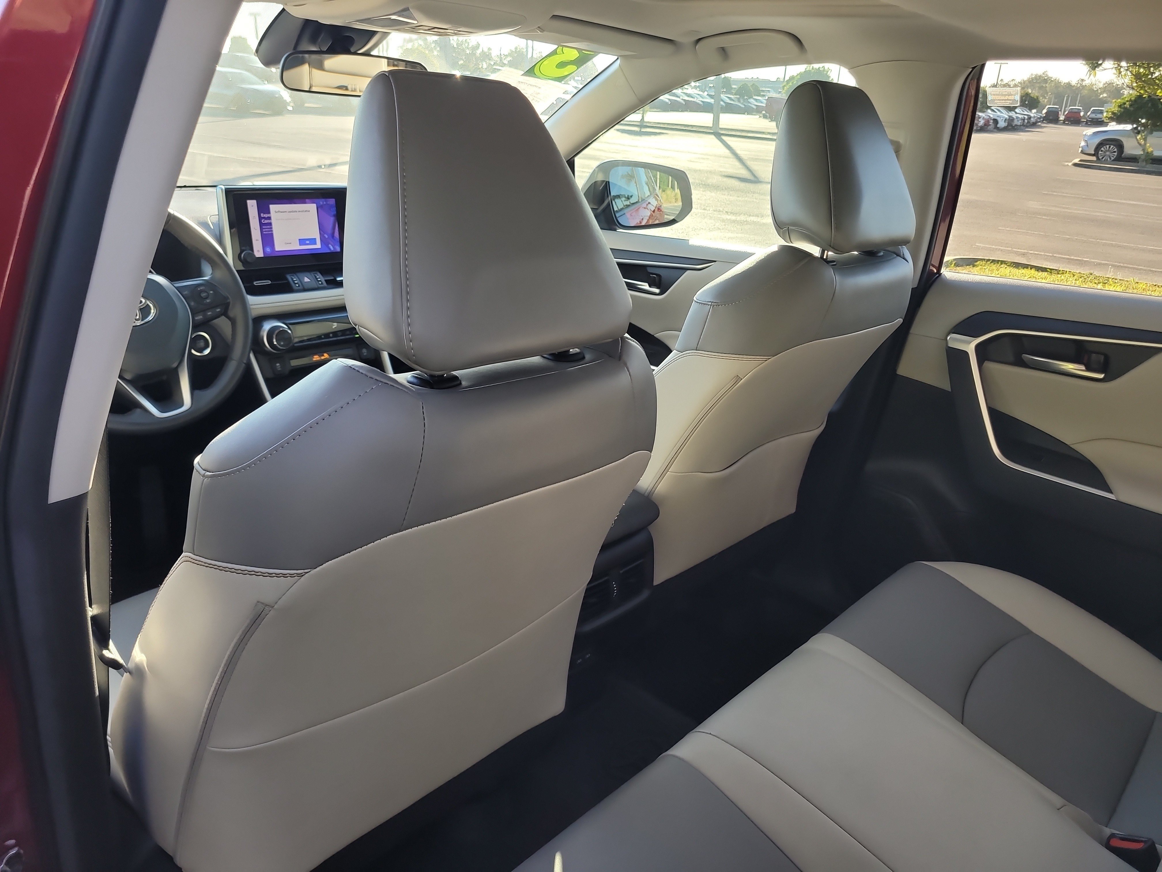 Certified 2023 Toyota RAV4 XLE Premium AWD/4WD image 14