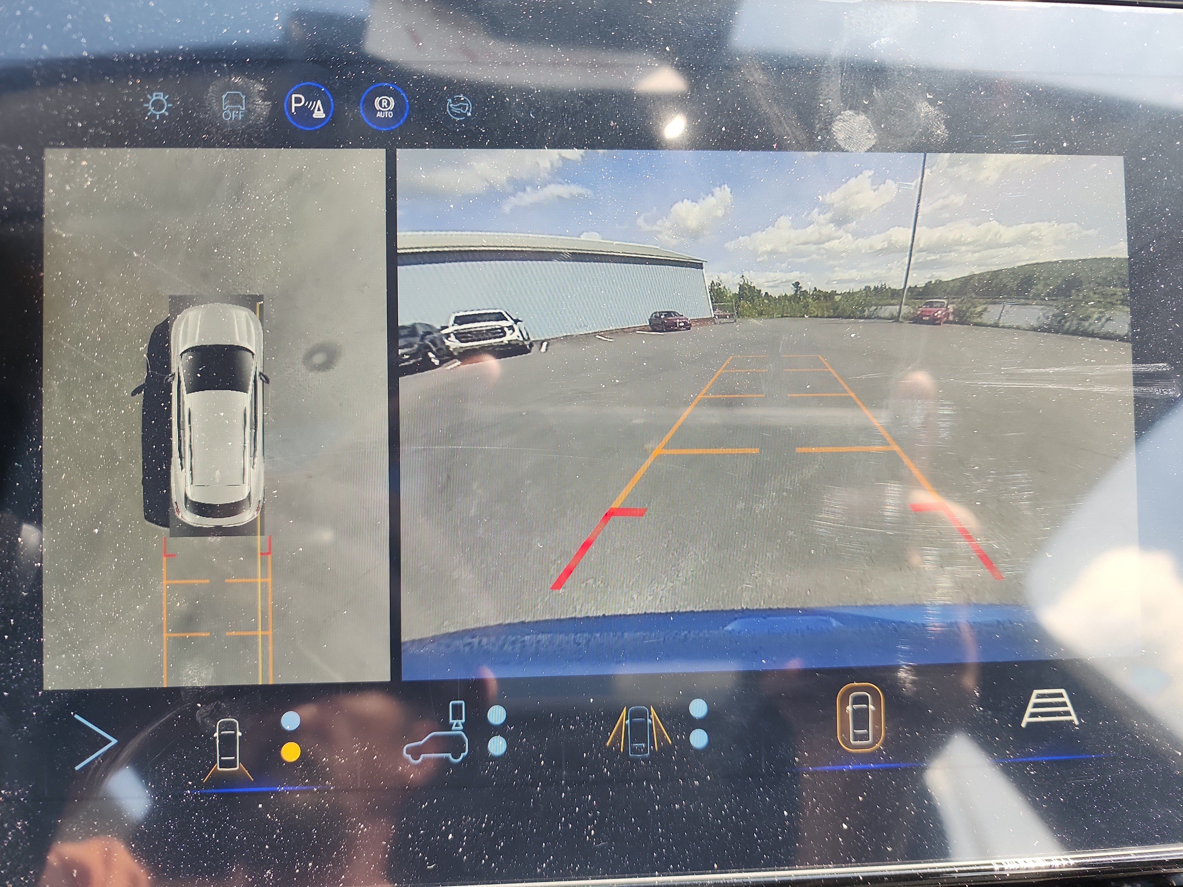 New 2027 Chevrolet Bolt RS w/ Technology Package FWD image 17