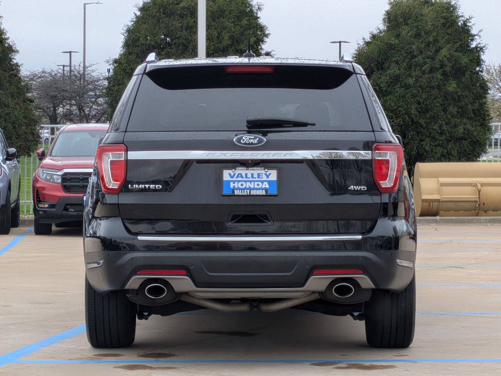 Used 2018 Ford Explorer Limited image 7
