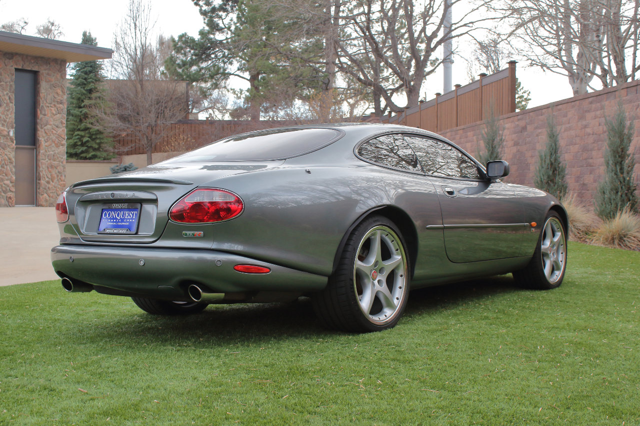 Used 2003 Jaguar XK8 Coupe image 18