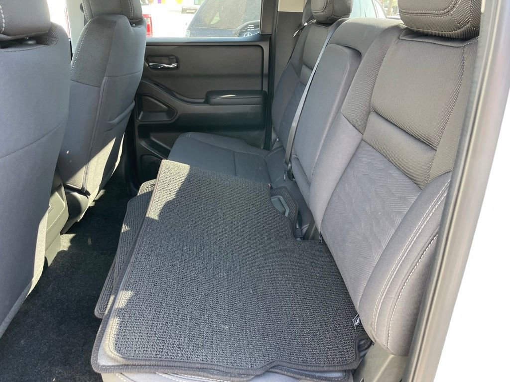 Certified 2023 Nissan Frontier SV AWD/4WD image 8