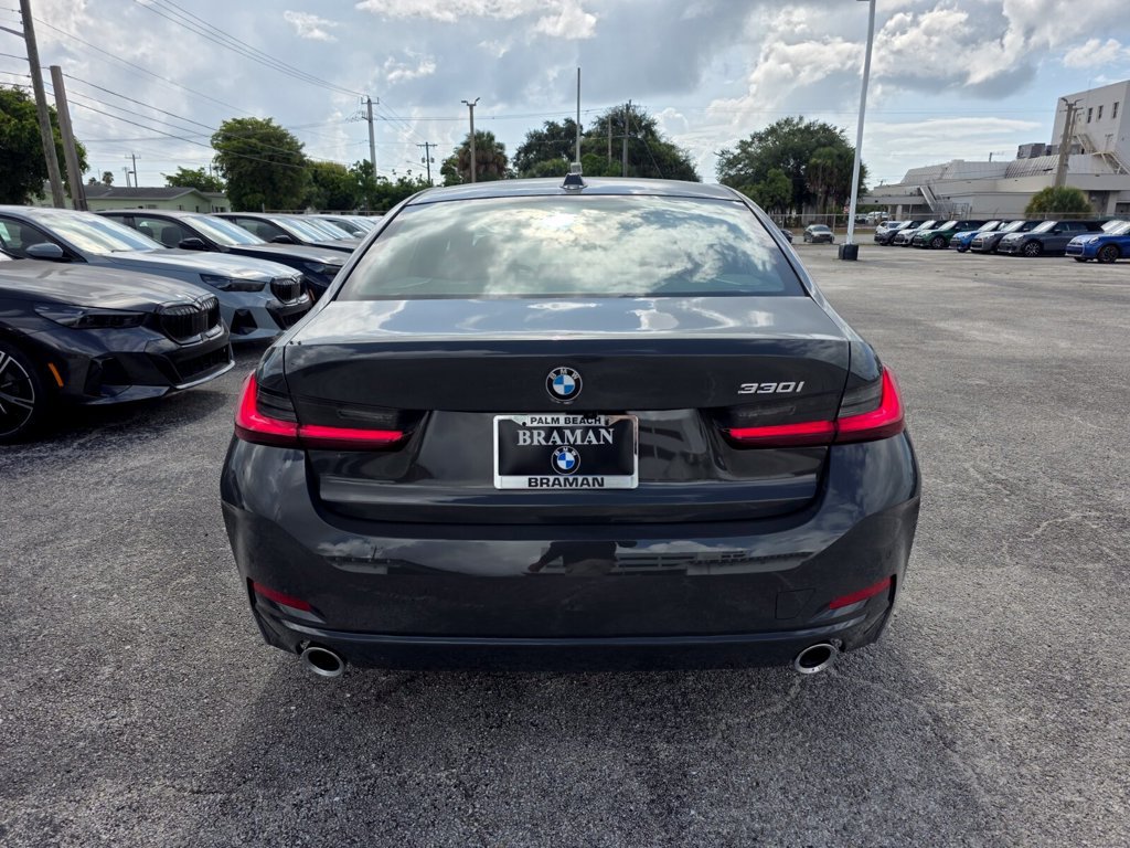 New 2026 BMW 330i Sedan w/ Premium Package RWD image 5