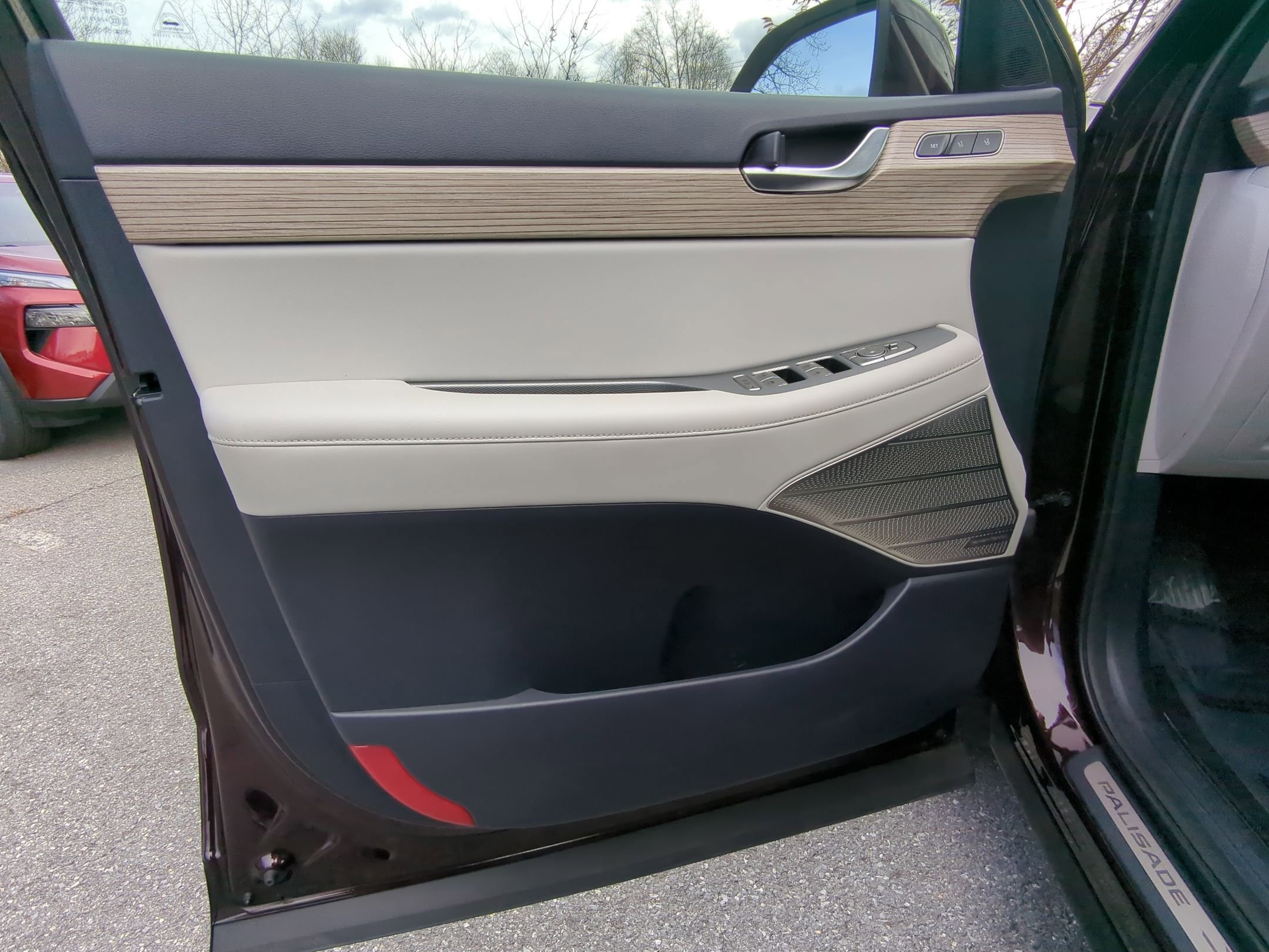 Used 2022 Hyundai Palisade Limited image 13