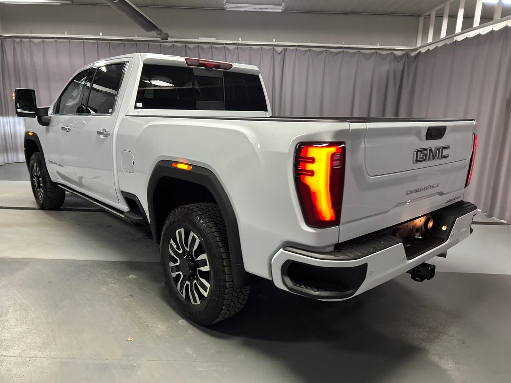 New 2026 GMC Sierra 2500 Denali Ultimate image 5