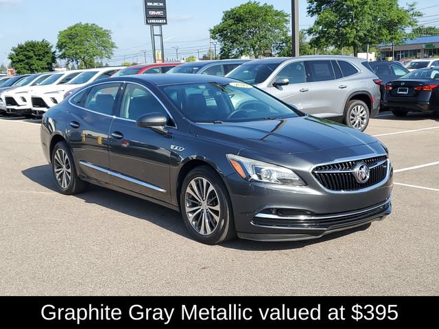 Used 2017 Buick LaCrosse Essence FWD image 3