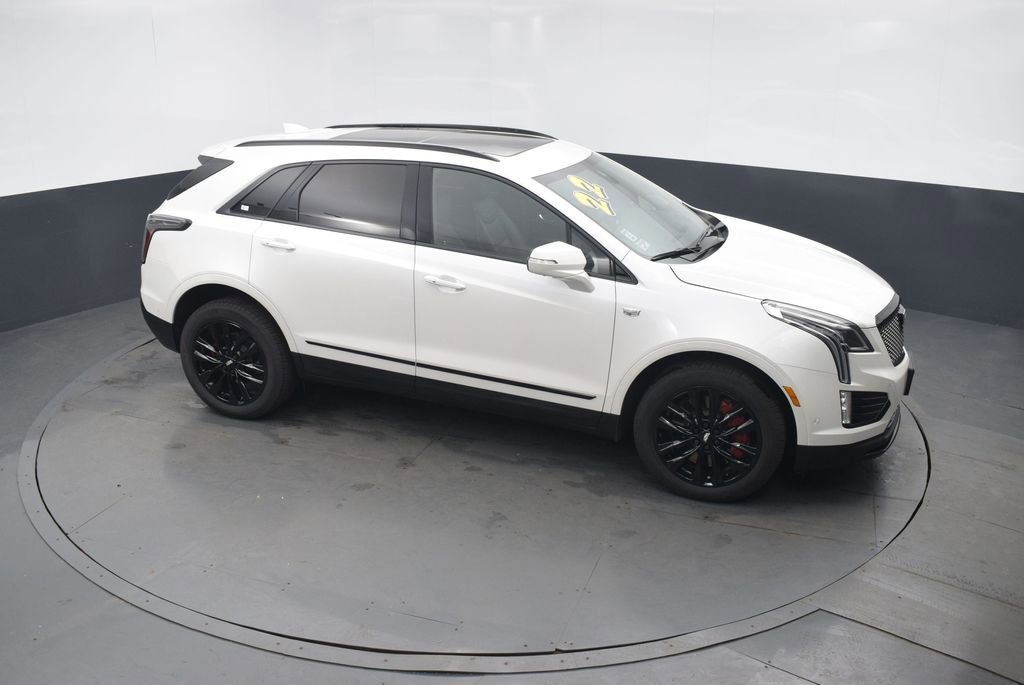 Used 2022 Cadillac XT5 Sportv w/ LPO, ONYX Package image 47