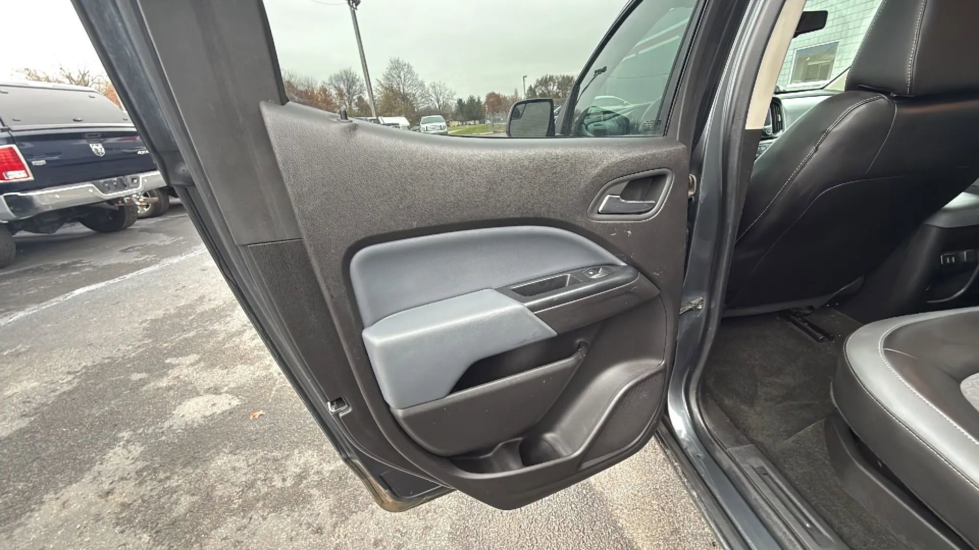 Used 2016 Chevrolet Colorado Z71 image 12