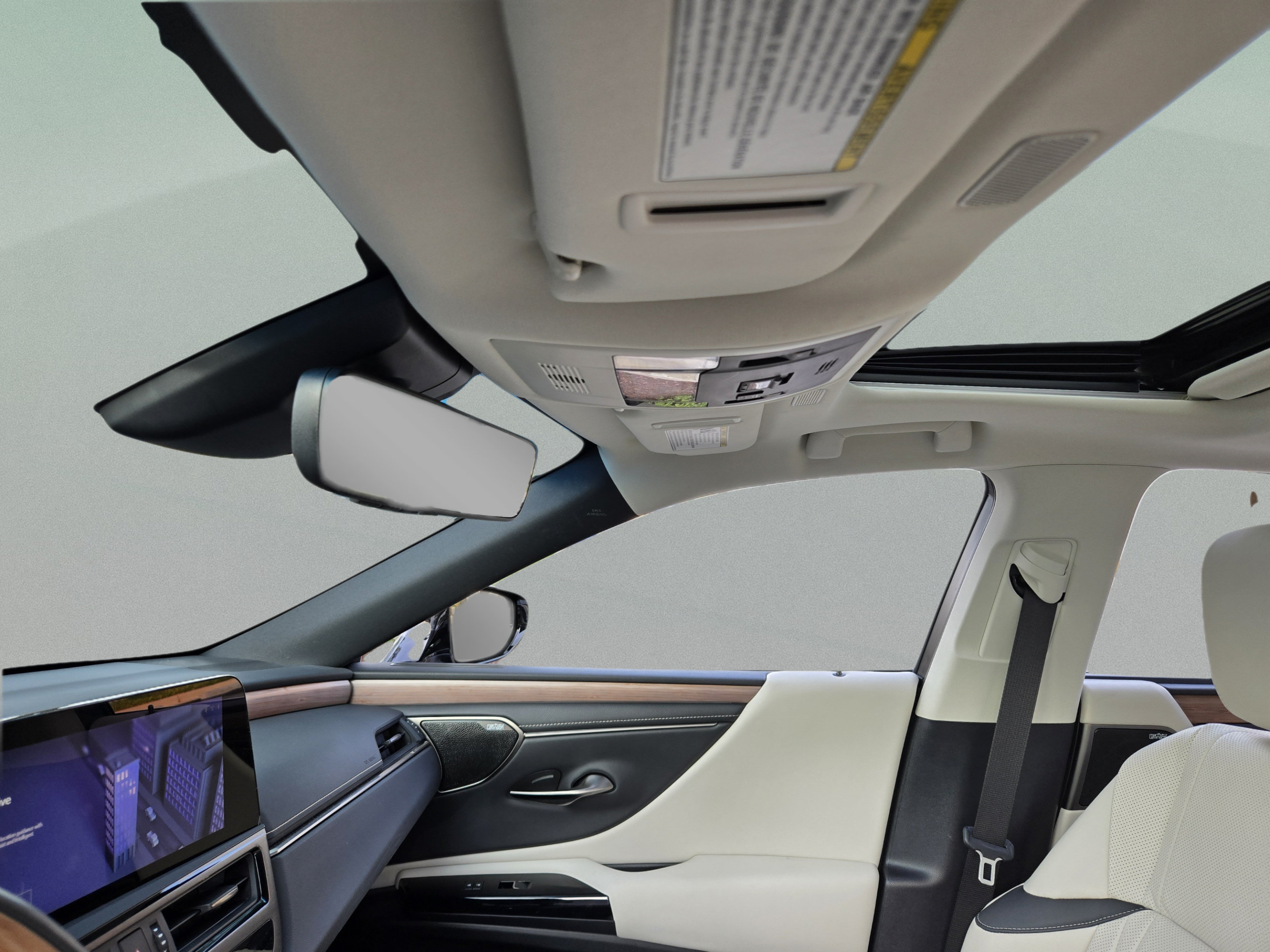 Certified 2025 Lexus ES 300h Ultra Luxury w/ Accessory Package (Z2) FWD image 18