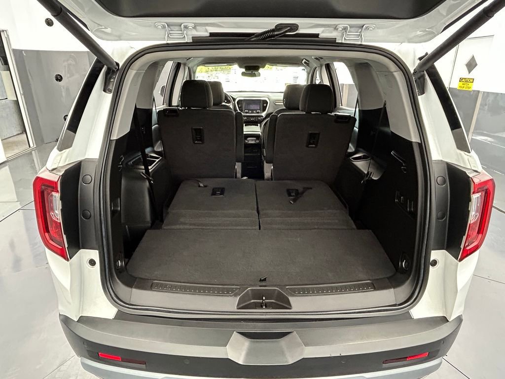 Used 2022 GMC Acadia SLE w/ Driver Convenience Package image 43