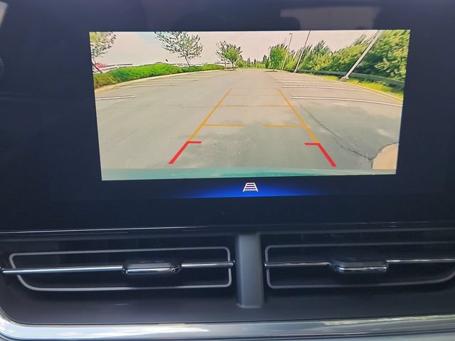 New 2026 Chevrolet Trax LT w/ Driver Confidence Package FWD image 28