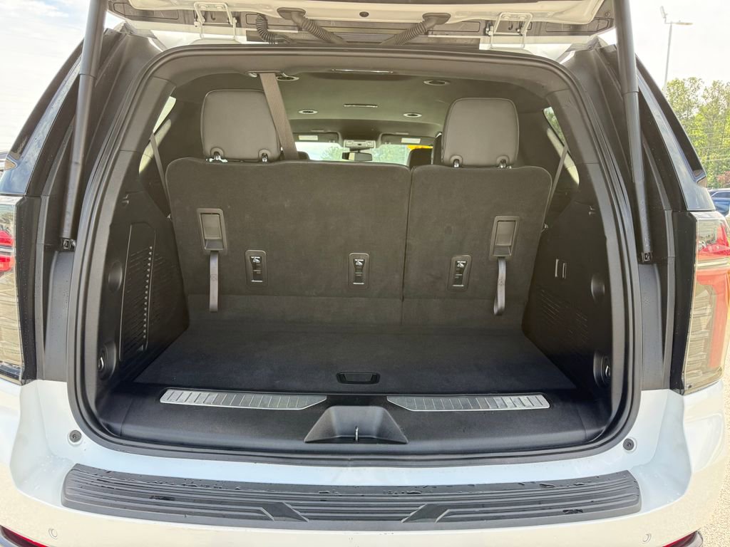 Used 2025 Chevrolet Tahoe Z71 AWD/4WD image 19