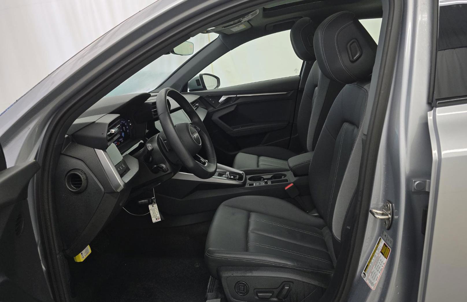 Used 2023 Audi A3 2.0T Premium w/ Convenience Package FWD image 9