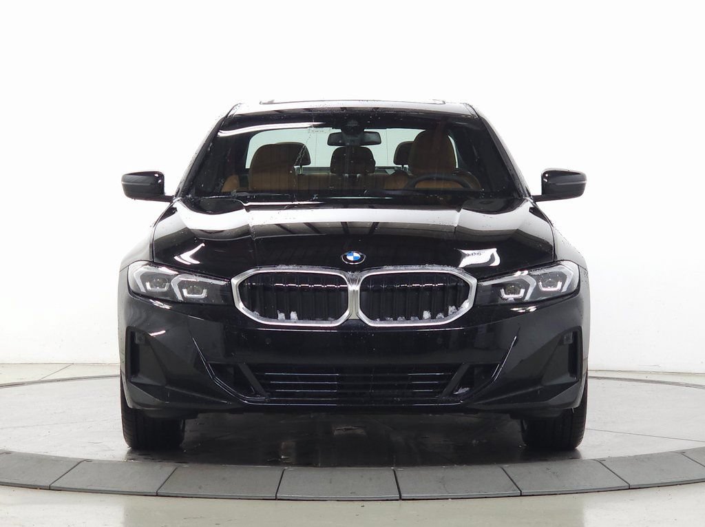 Used 2026 BMW 330i xDrive Sedan w/ Premium Package AWD/4WD image 2