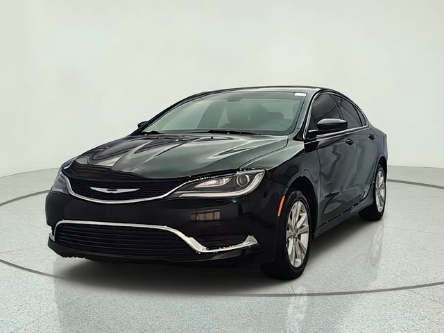 Used 2016 Chrysler 200 Limited w/ Anniversary Edition FWD image 2