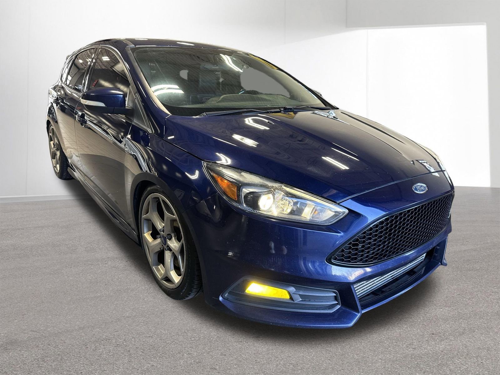 Used 2016 Ford Focus ST FWD image 10