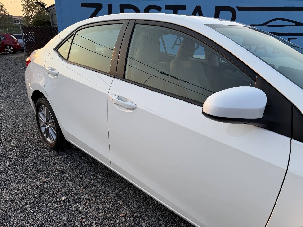 Used 2014 Toyota Corolla LE FWD image 12