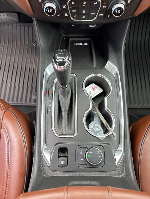 Used 2018 Chevrolet Traverse High Country w/ LPO, 'HIT The Road' Package AWD/4WD image 18