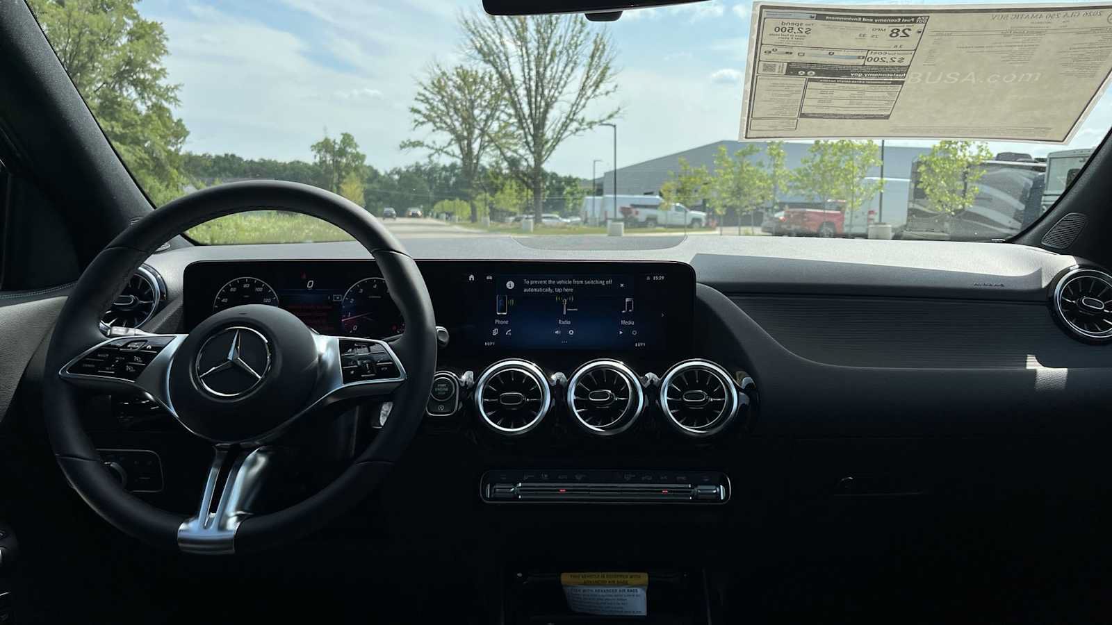 Used 2026 Mercedes-Benz GLA 250 4MATIC image 30