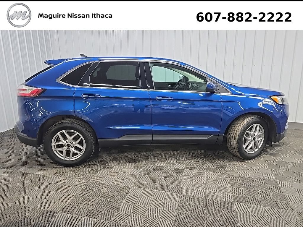 Used 2024 Ford Edge SEL w/ Convenience Package AWD/4WD image 3