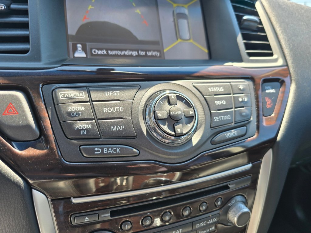 Used 2016 Nissan Pathfinder SL w/ SL Premium Package AWD/4WD image 11