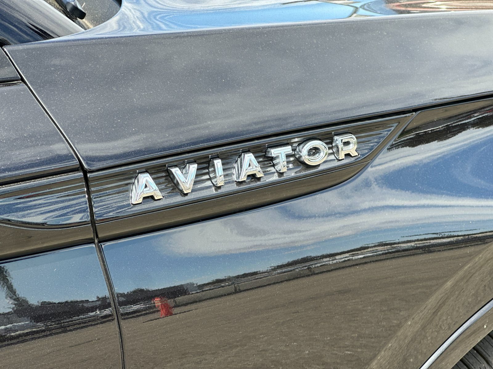New 2026 Lincoln Aviator Reserve w/ Jet Appearance Package RWD image 27