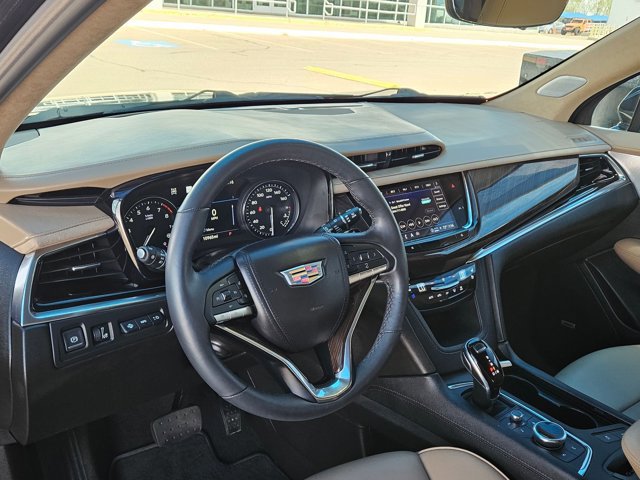 Used 2023 Cadillac XT6 Premium Luxury w/ Platinum Package image 10