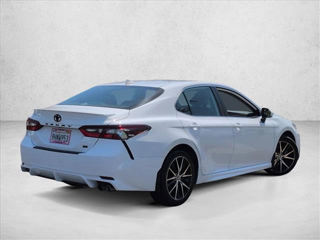 Used 2023 Toyota Camry SE w/ Convenience Package FWD image 5