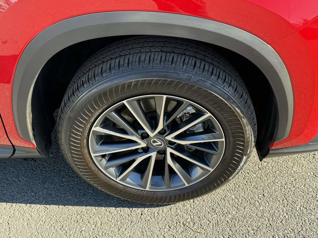 Used 2025 Lexus NX 350 AWD image 7