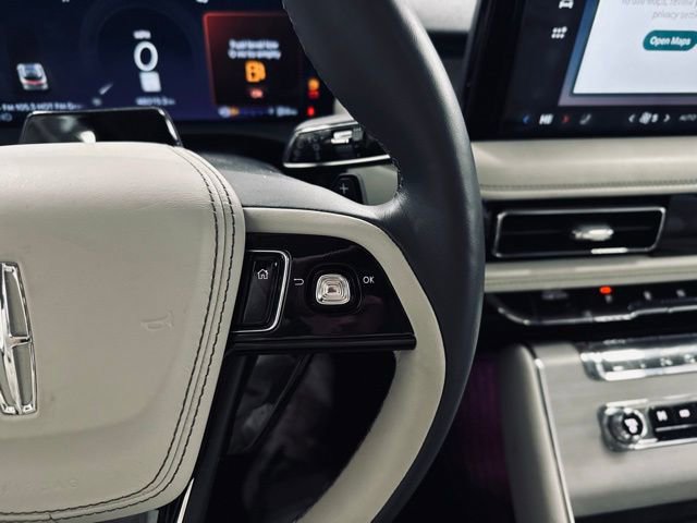 Used 2025 Lincoln Aviator Reserve w/ Equipment Group 201A image 31